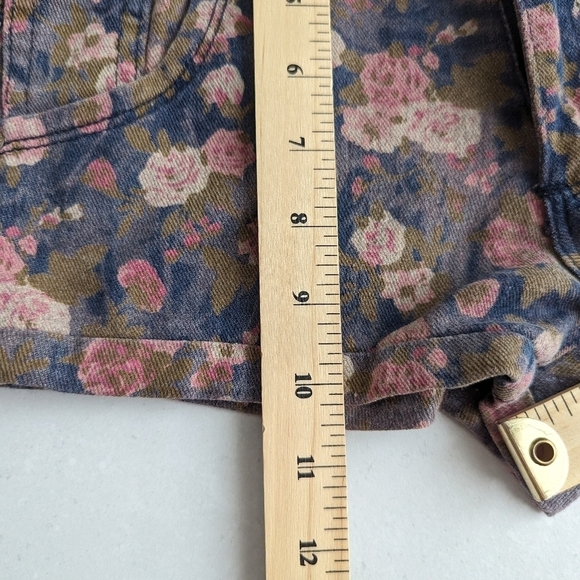 PARISIAN high waisted floral print purple and pink button fly denim shorts - Picture 10 of 11